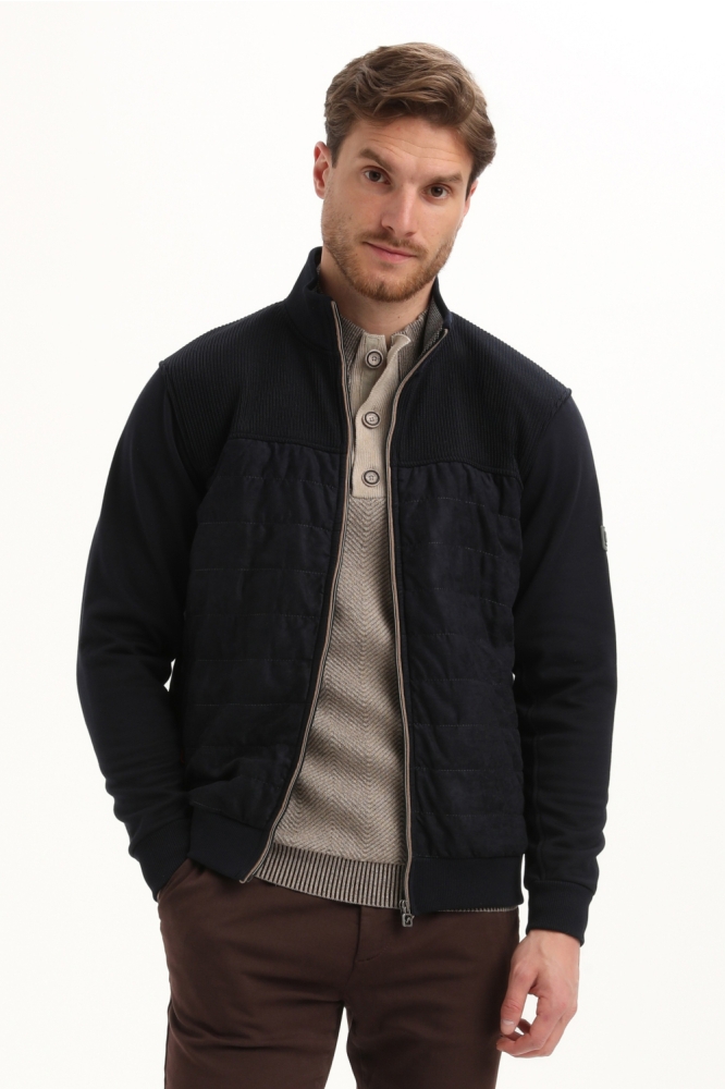 Gabbiano blauwe heren vest | Model vooraanzicht