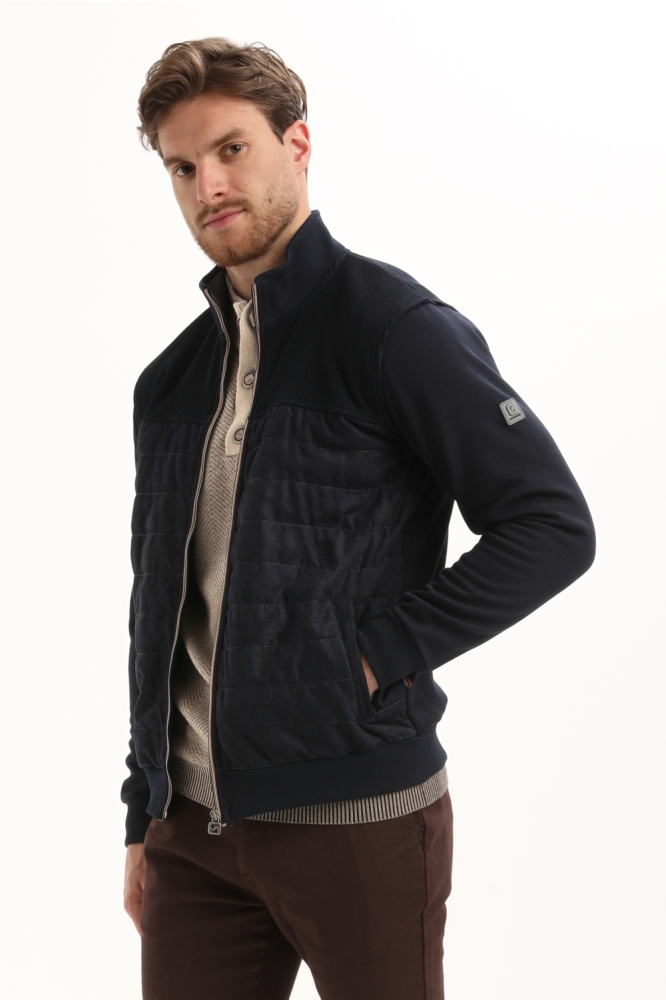 Gabbiano blauwe heren vest | Model zijaanzicht