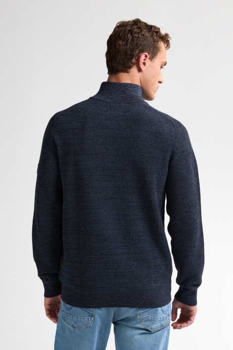 Petrol Industries blauwe heren trui | Model achteraanzicht