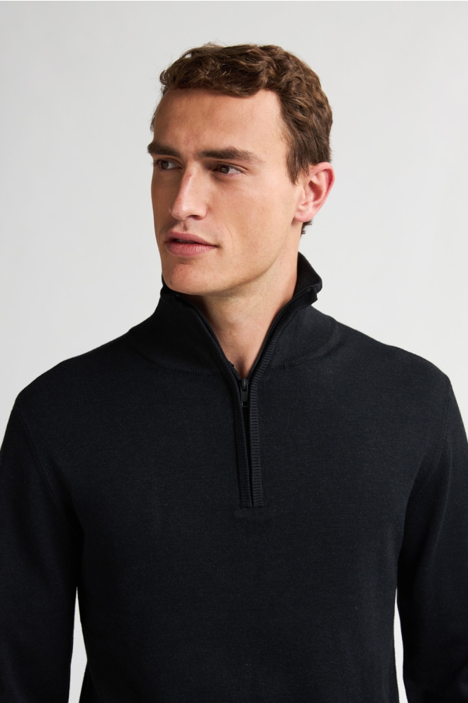 Petrol Industries zwarte heren trui | Close up