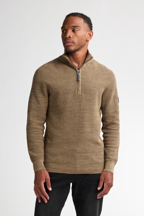 Petrol Industries camel heren sweater | Model vooraanzicht