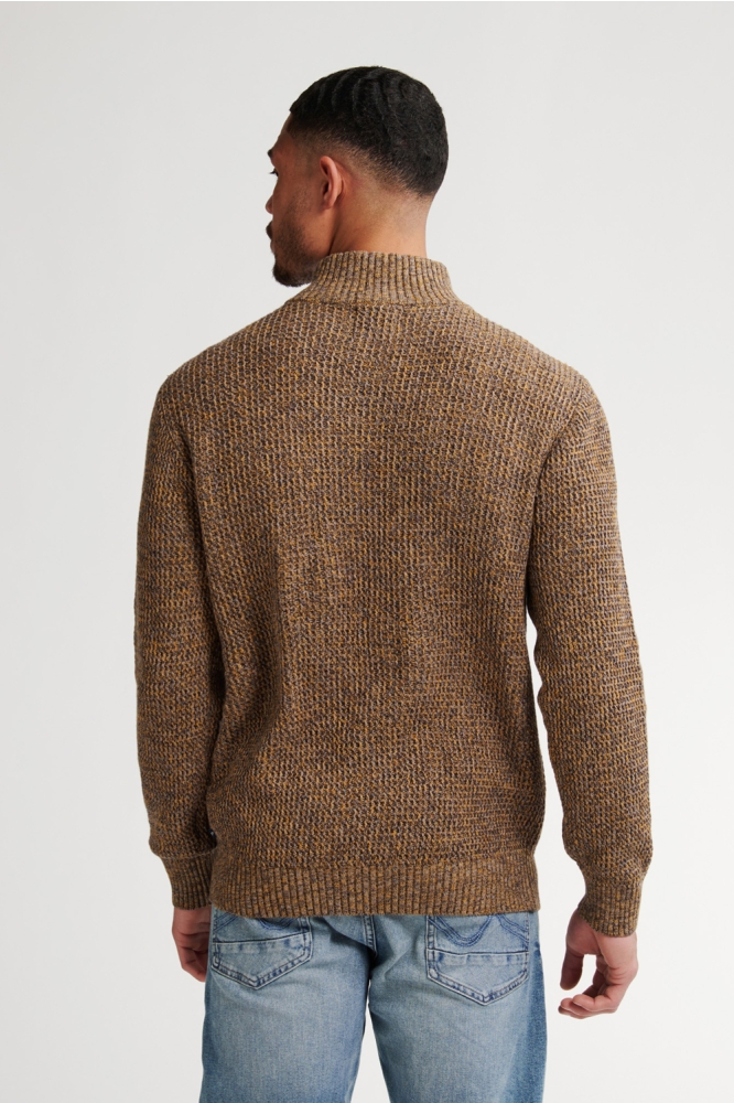 Petrol Industries gele heren trui | Model achteraanzicht