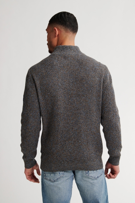 Petrol Industries blauwe heren trui | Model achteraanzicht