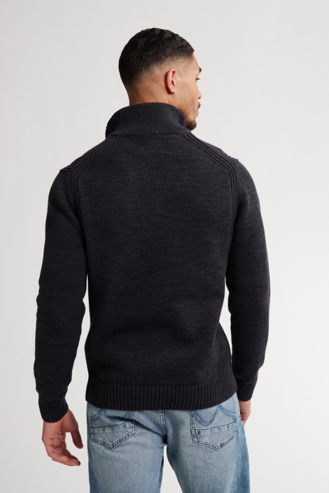 Petrol Industries zwarte heren trui | Model achteraanzicht