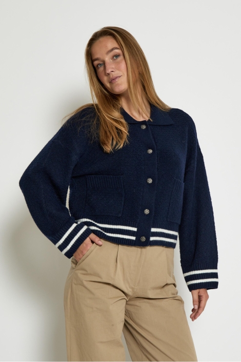 Peppercorn blauwe dames vest | Model vooraanzicht