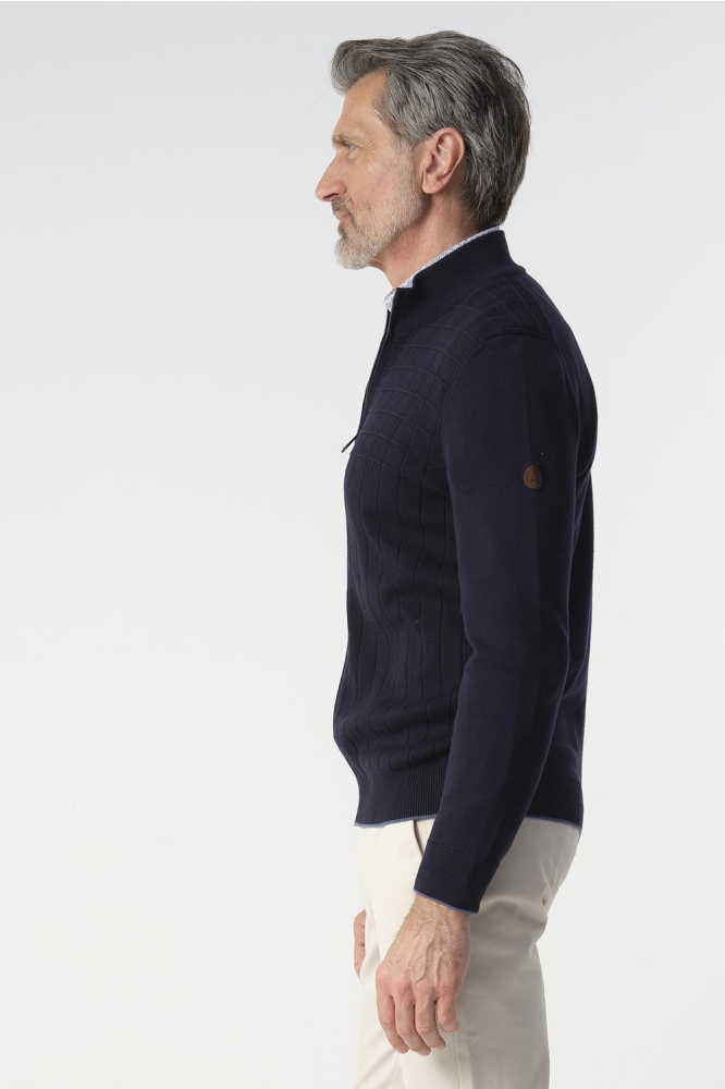 Campbell blauwe heren vest | Model zijaanzicht