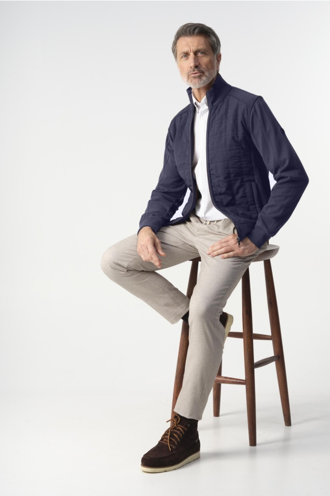 Campbell blauwe heren vest | Model