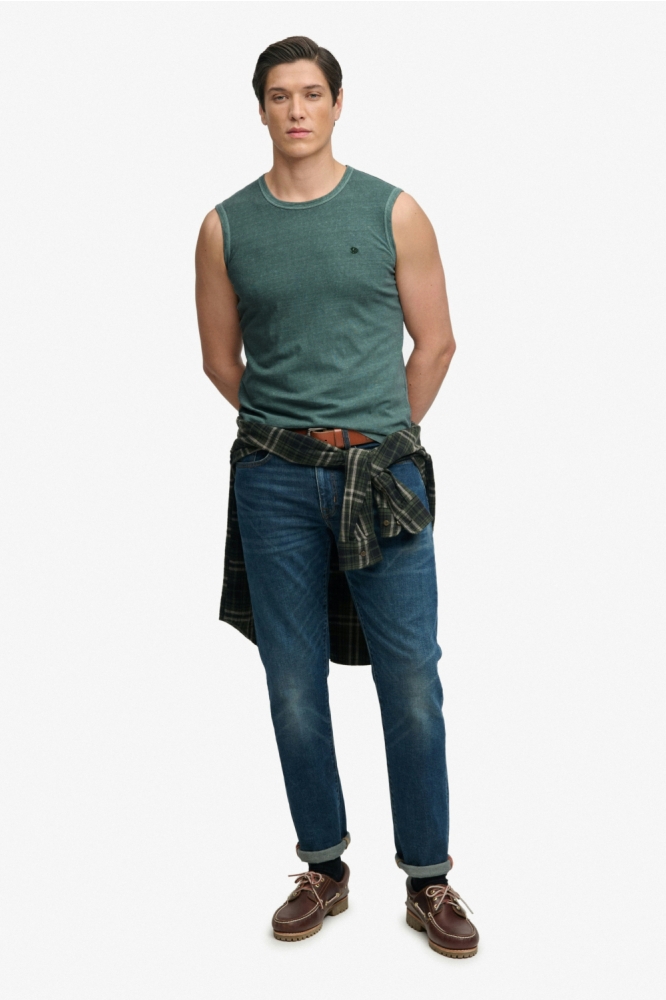 Superdry groene heren t-shirt | Model