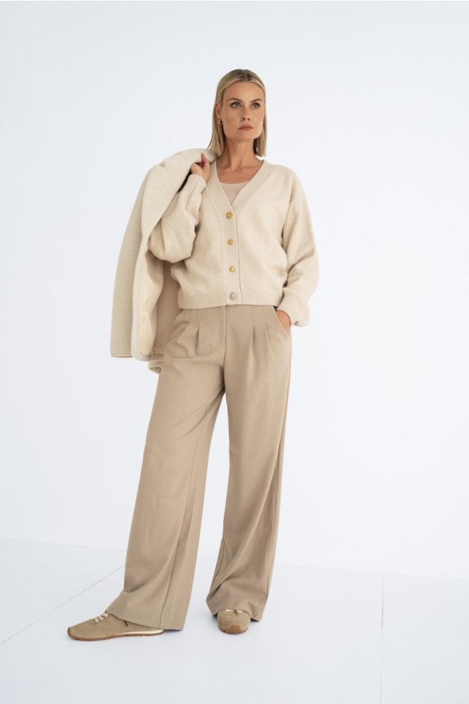 Maicazz beige dames vest | Model