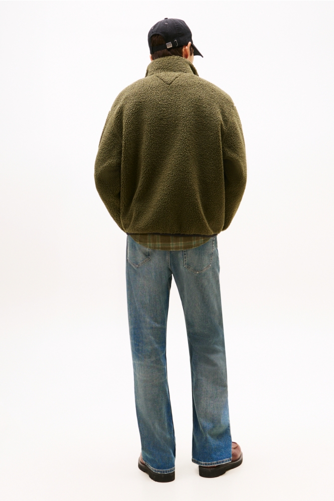 Tommy Jeans groene heren vest | Model