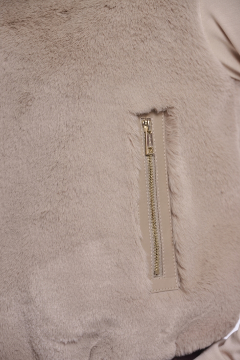 Rino & Pelle beige dames gilet | Close up