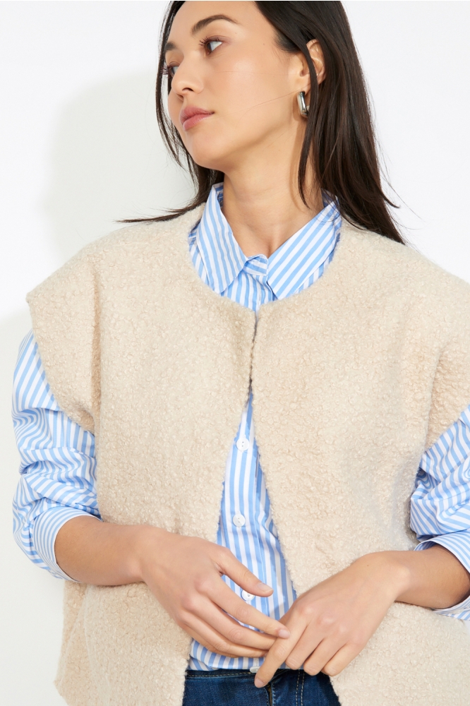 LolaLiza beige dames vest | Close up