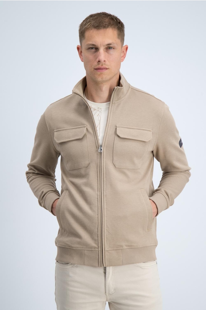 Gabbiano camel heren vest | Model vooraanzicht