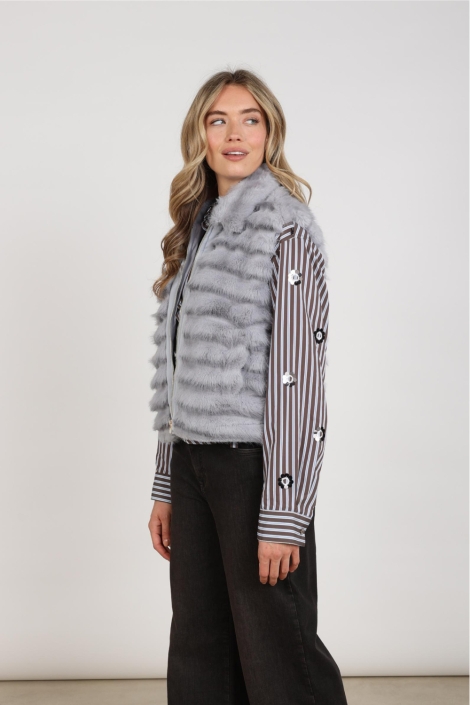Nukus grijze dames gilet | Model zijaanzicht