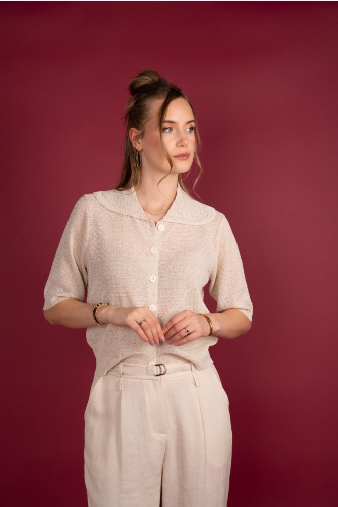 I-coni-K beige dames vest | Model vooraanzicht
