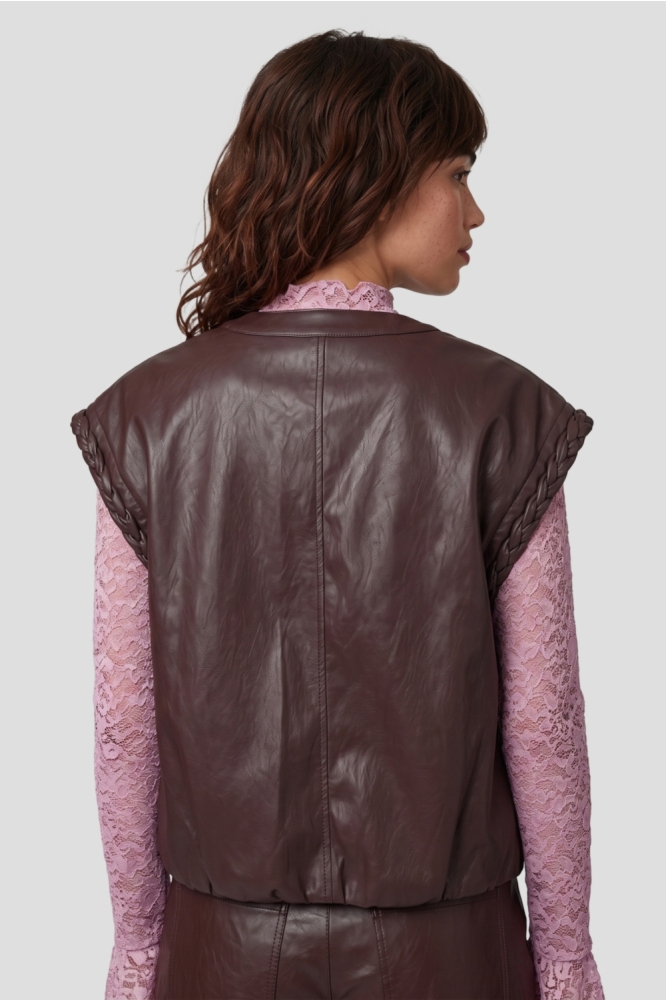 Fluresk bordeaux dames gilet | Model achteraanzicht