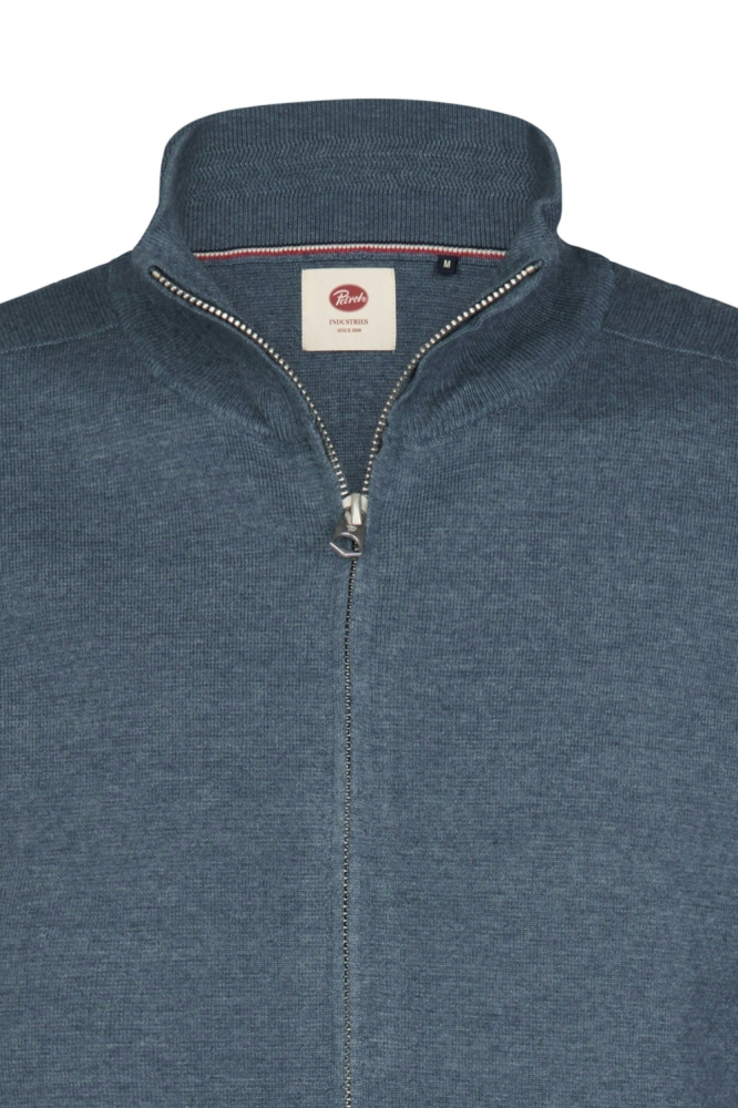 Petrol Industries blauwe heren vest | Close up