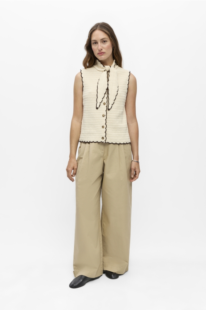 Object beige dames gilet | Model