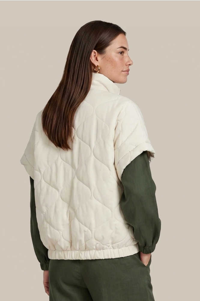 C&S The Label beige dames jas | Model achteraanzicht