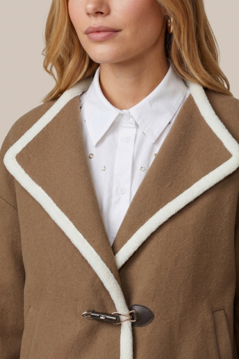 C&S The Label camel dames vest | Close up