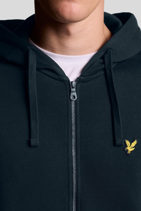 Lyle & Scott blauwe heren vest | Close up