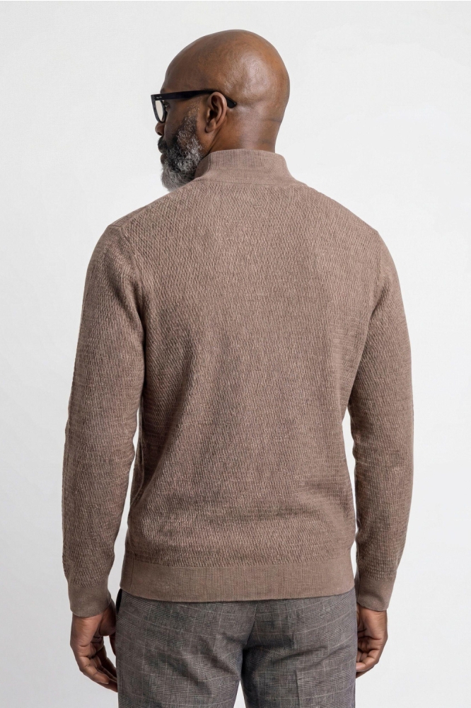Campbell camel heren vest | Model achteraanzicht