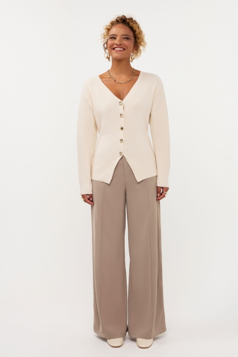 Ydence ecru dames trui | Model