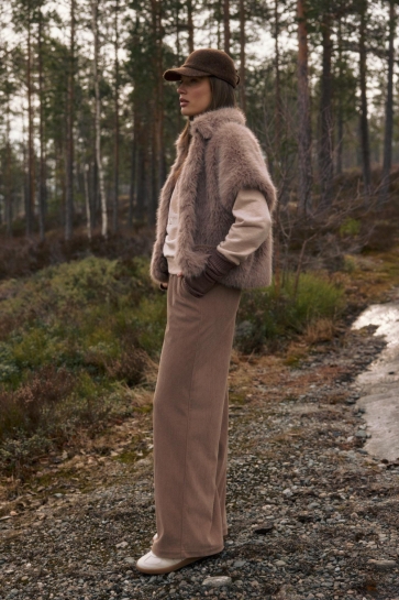 Lady Day Vest JENNA L49 101 3562 WALNUT