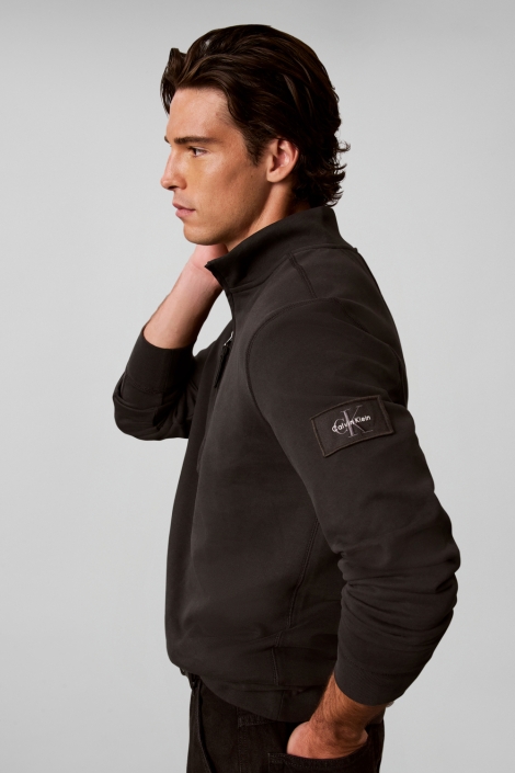 Calvin Klein zwarte heren sweater | Model zijaanzicht