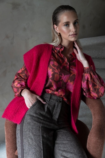 Geisha Vest OPENVALLEND GILET MET ZACHTE STRUCTUUR 54830 29 000445