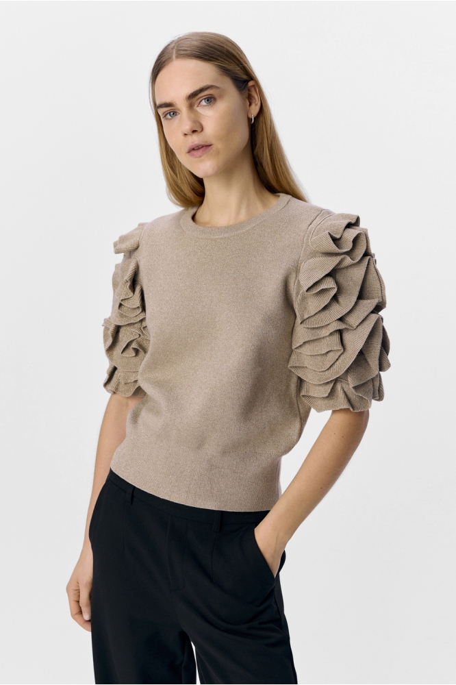 Object taupe dames trui | Model vooraanzicht