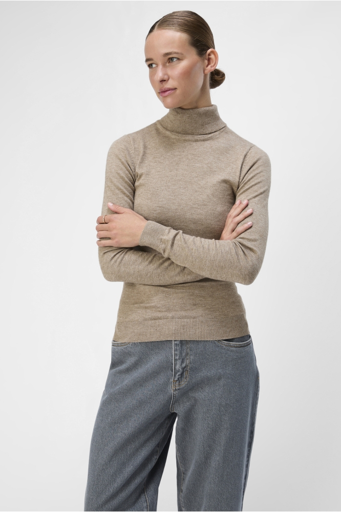 Object beige dames trui | Model vooraanzicht