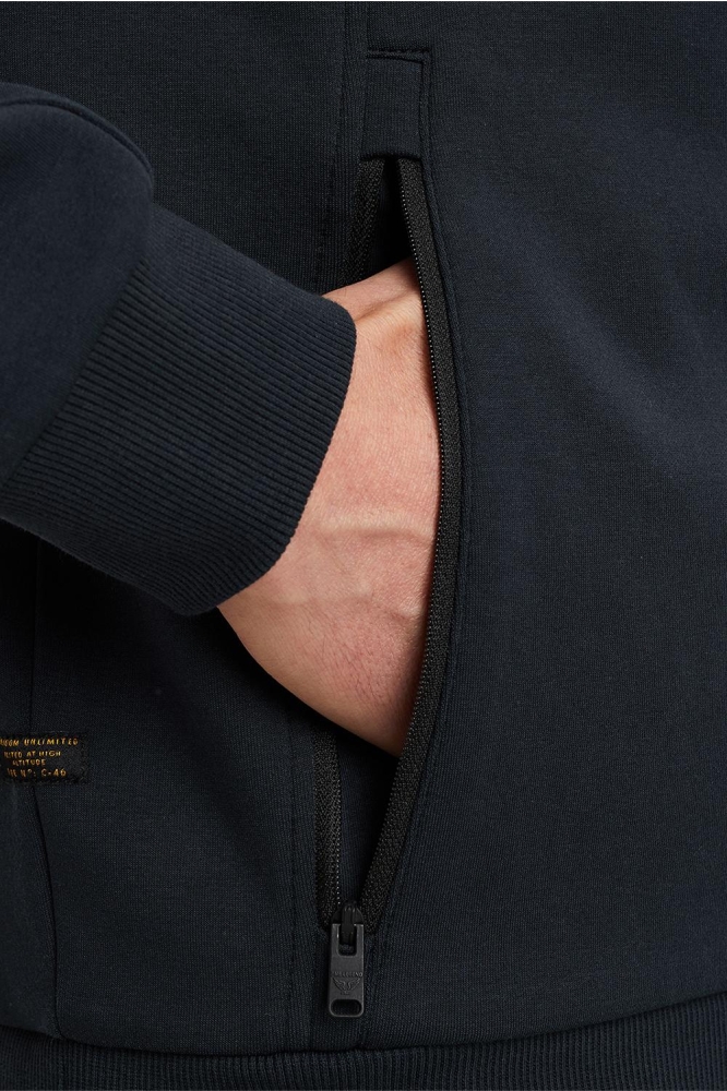 PME legend blauwe heren vest | Close up