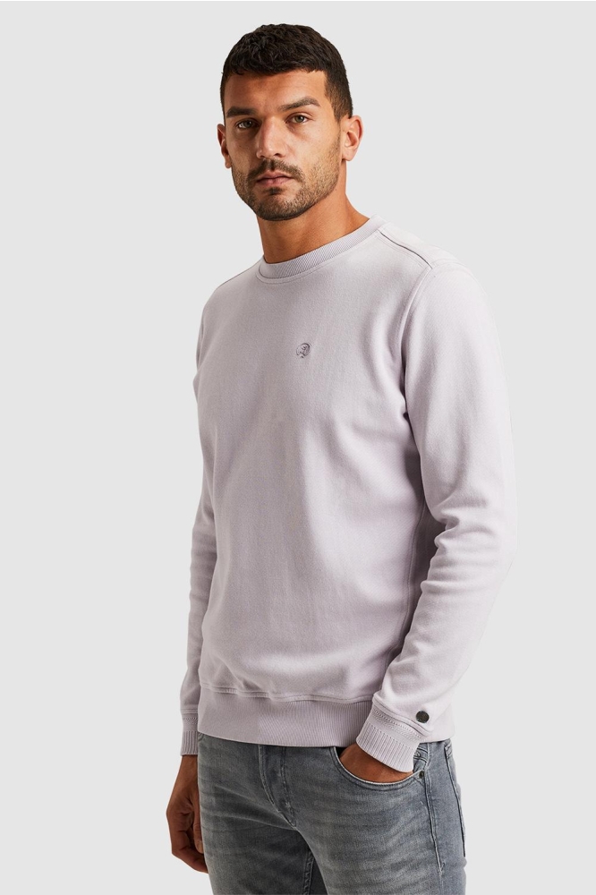 Cast Iron paarse heren sweater | Model zijaanzicht