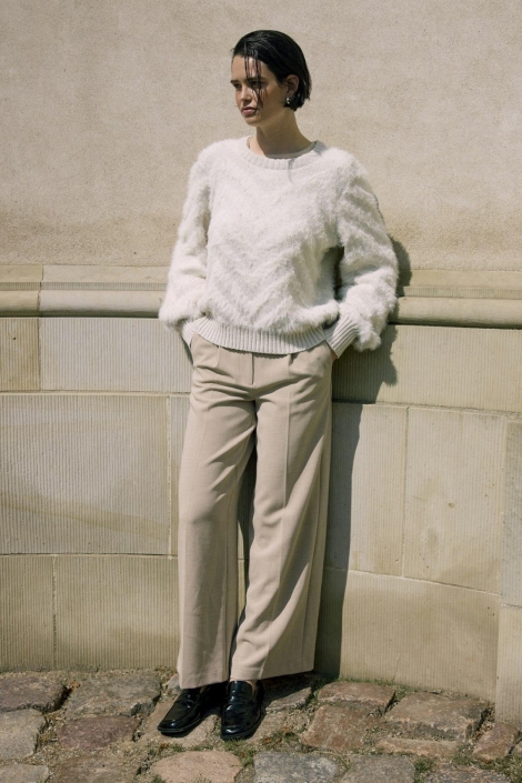 Object beige dames trui | Sfeerbeeld, In situatie