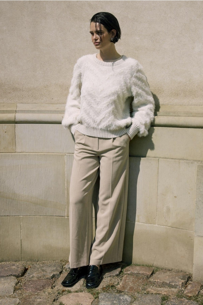 Object beige dames trui | Sfeerbeeld, In situatie