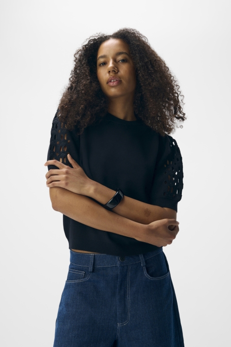 Object zwarte dames trui | Model vooraanzicht