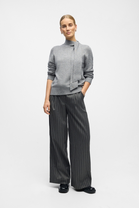 Object grijze dames trui | Model