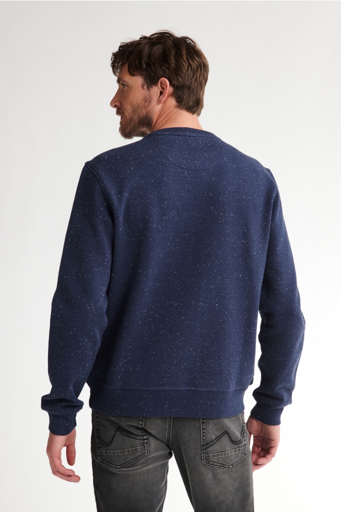 Petrol Industries blauwe heren sweater | Model achteraanzicht