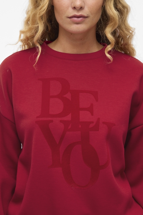 Vila rode dames sweater | Close up