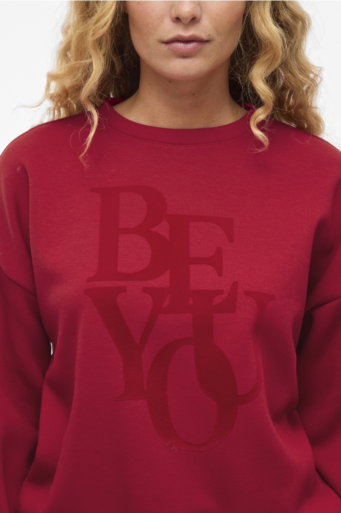 Vila rode dames sweater | Close up