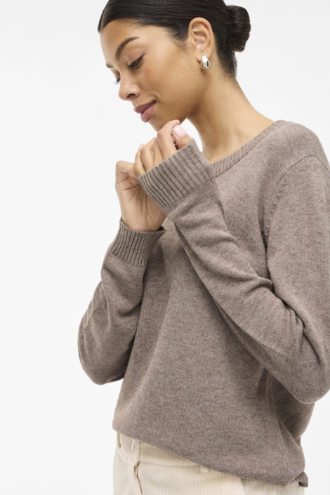 Vila camel dames trui | Model zijaanzicht