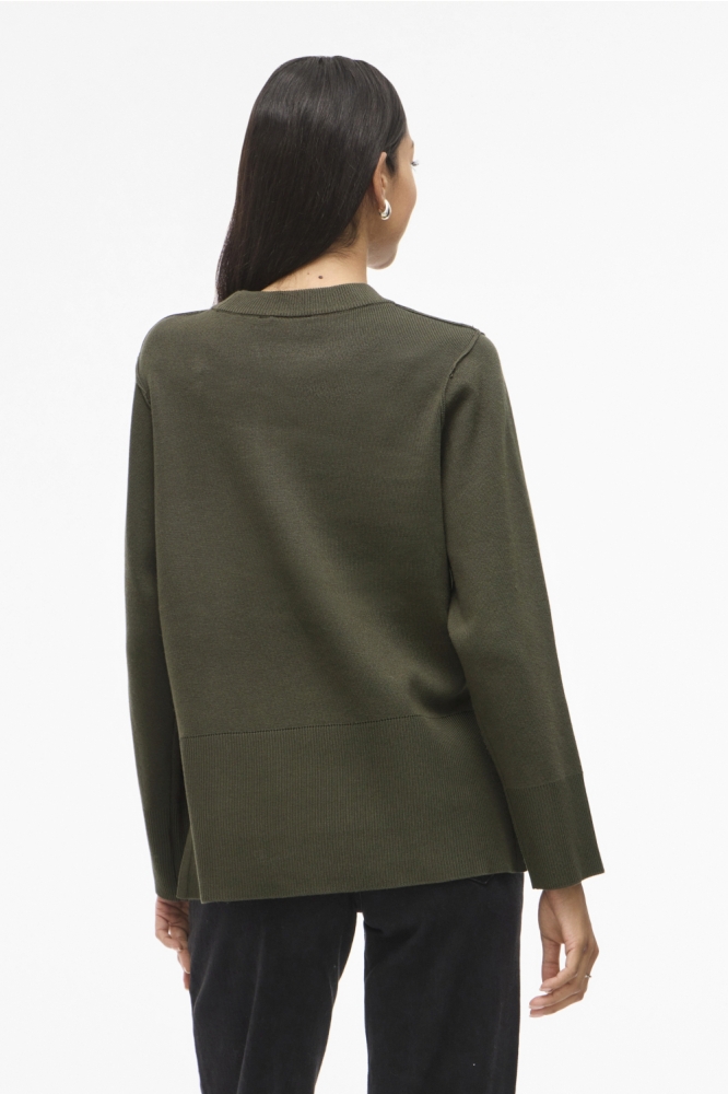 Vila groene dames trui | Model achteraanzicht