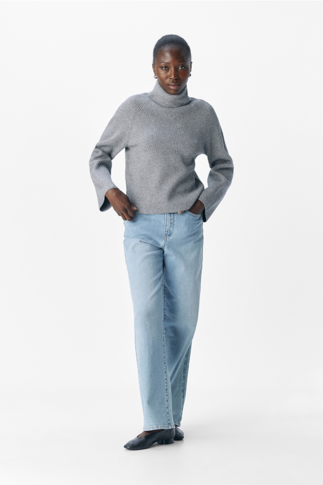 Object grijze dames trui | Model