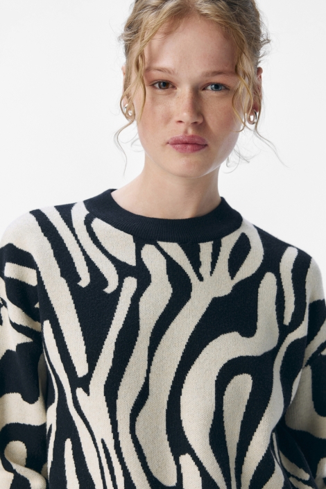 Object zwarte dames trui | Close up