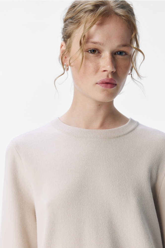 Object beige dames trui | Close up