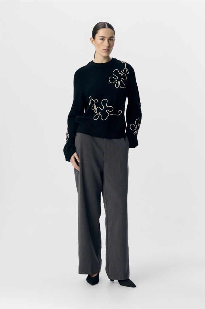 Object zwarte dames trui | Model