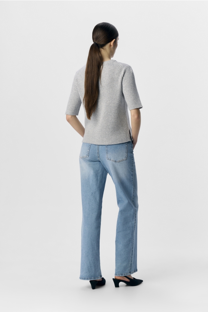 Object grijze dames trui | Model