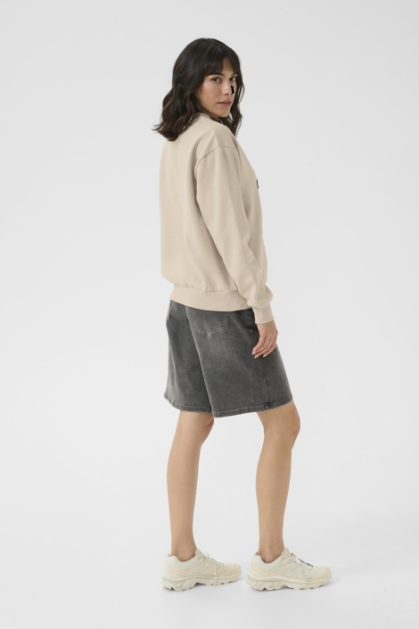 Kaffe beige dames sweater | Model achteraanzicht