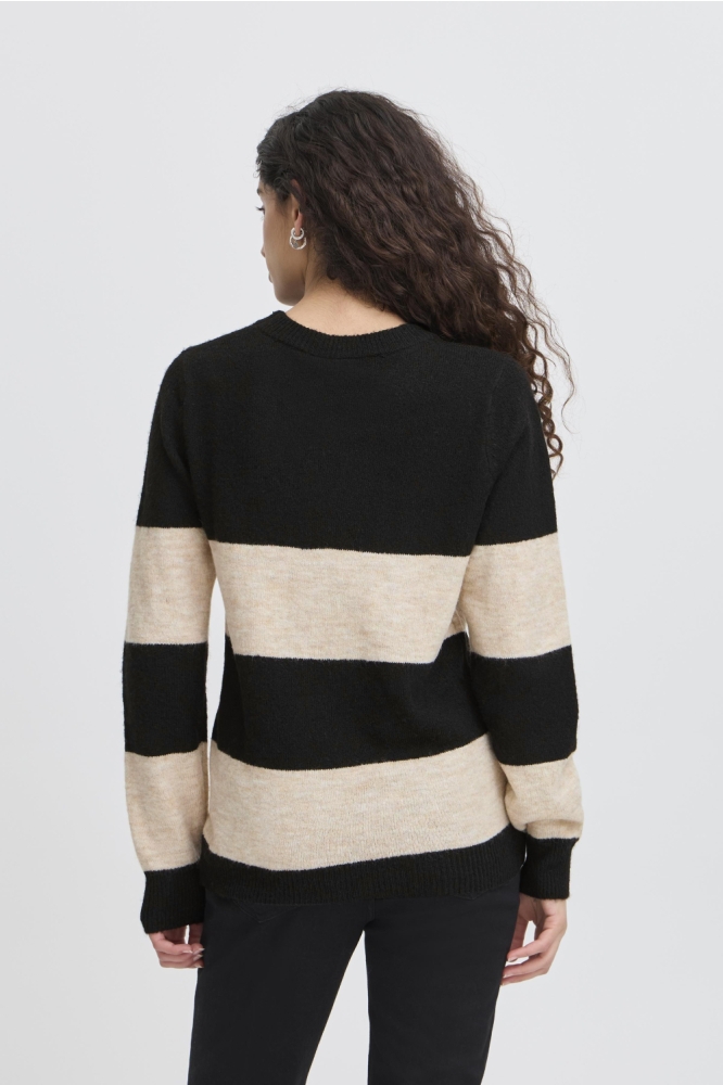 Ichi zwarte dames trui | Model achteraanzicht